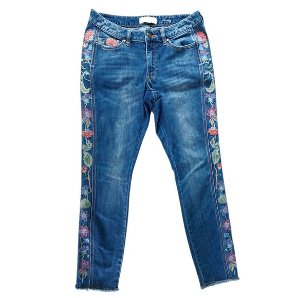 SUNDANCE Primrose Mid Rise Skinny Leg Stretch Embroidered Floral Jeans Size 28 - Picture 1 of 12